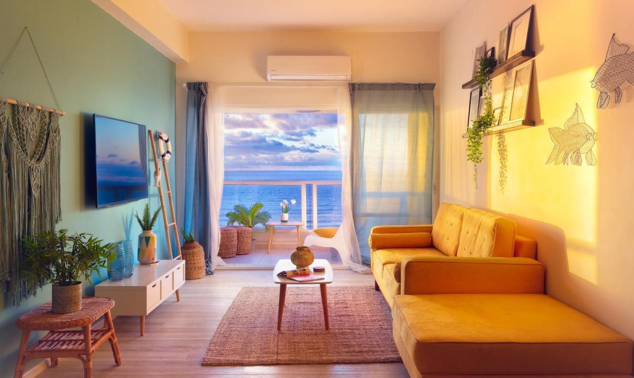 4 Bedroom Apartment On The Beach تل أبيب المظهر الخارجي الصورة