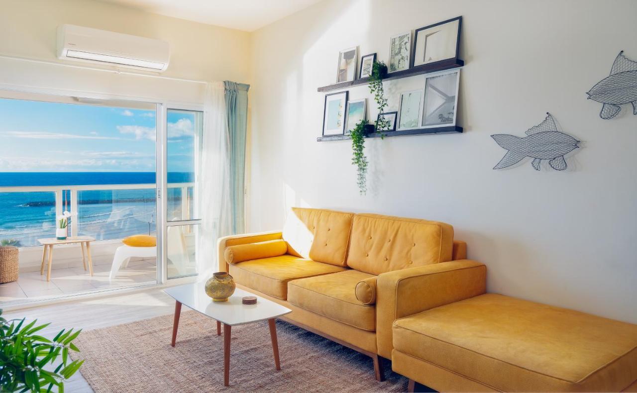 4 Bedroom Apartment On The Beach تل أبيب المظهر الخارجي الصورة